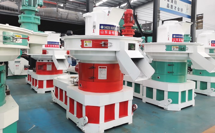 來到山東濟(jì)南章丘顆粒機(jī)廠家，看鋸末顆粒機(jī).jpg